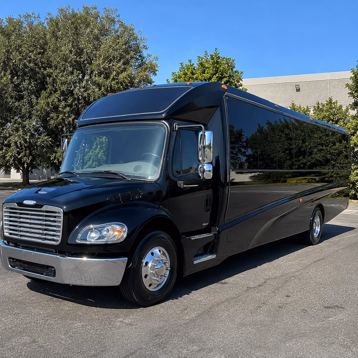 charter buses to kemba live outdoor shows