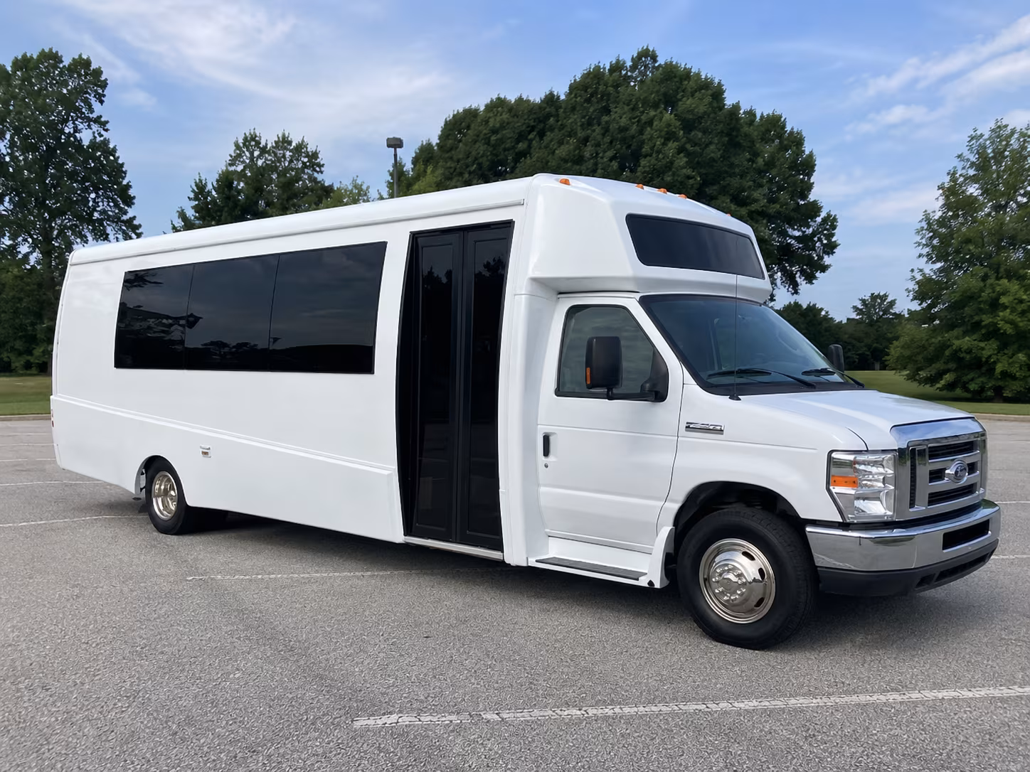 columbus 18 passenger party bus