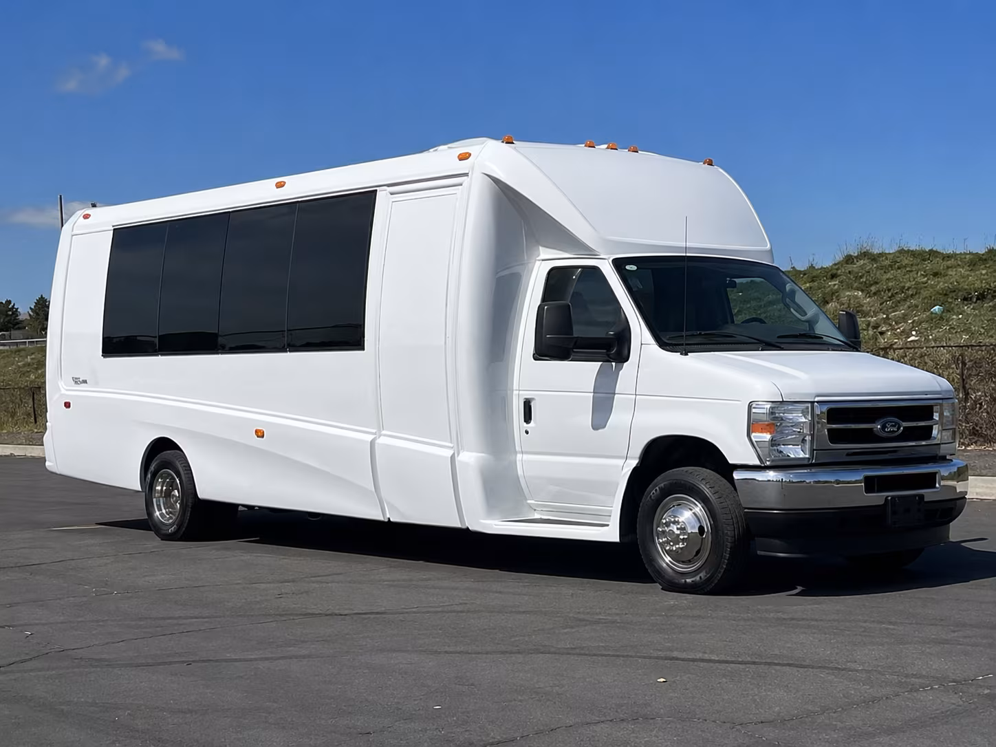 columbus wedding party bus rental