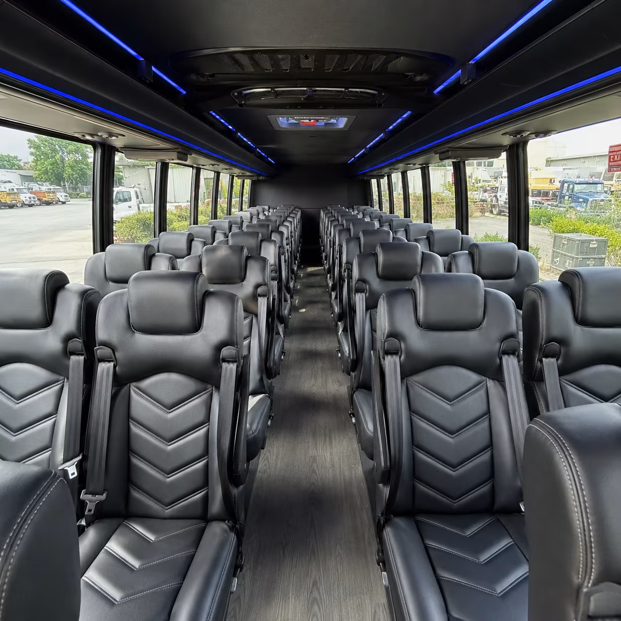 shuttle buses for columbus wedding guests between hotels and venues
